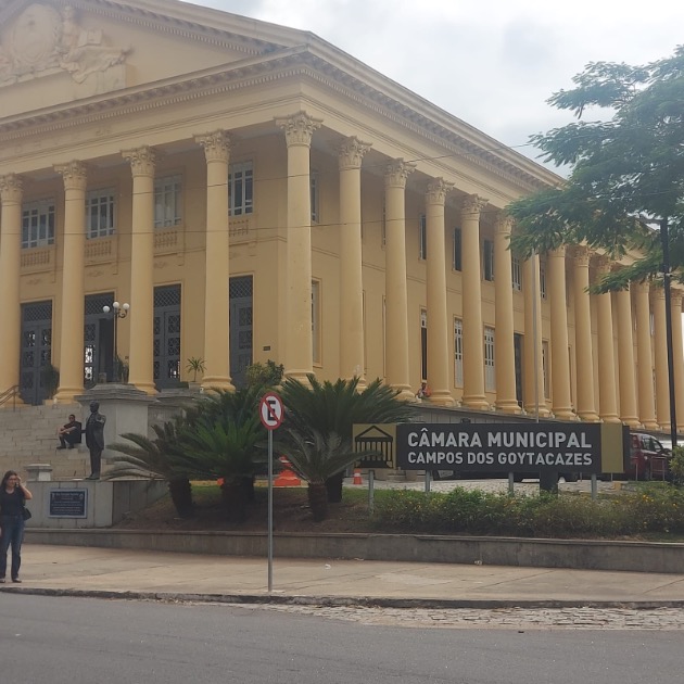 camara-apresenta-relatorio-final-da-cpi-da-educacao-em-campos