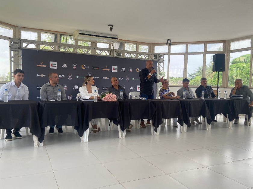 ​tolentino-reis-e-laila-povoa-assumem-presidencia-e-vice-presidencia-de-comunicacao,-respectivamente,-do-americano-futebol-clube,-pelos-proximos-tres-anos.