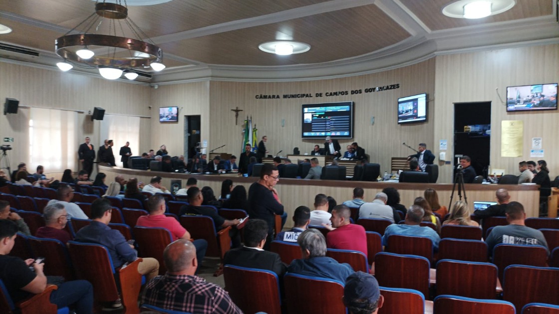 ​camara-municipal-de-campos-aprova-ldo-2025-e-presidente-anuncia-recesso