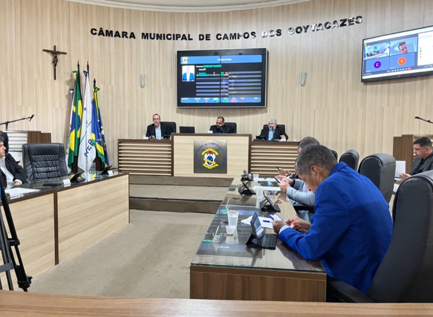 tres-projetos-de-lei-(pl)-tiveram-vetos-totais,-pelo-chefe-do-poder-executivo-de-campos,-wladimir-garotinho.