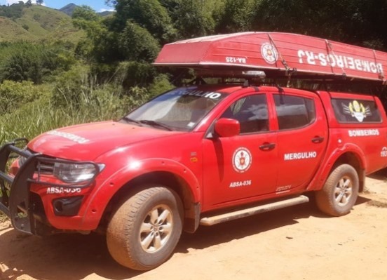 homem-salva-sobrinhos-e-morre-afogado-no-rio-paraiba-do-sul,-em-sao-fidelis