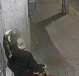 ​idoso-e-agredido-e-roubado-no-centro-de-campos;-assaltante-foi-preso