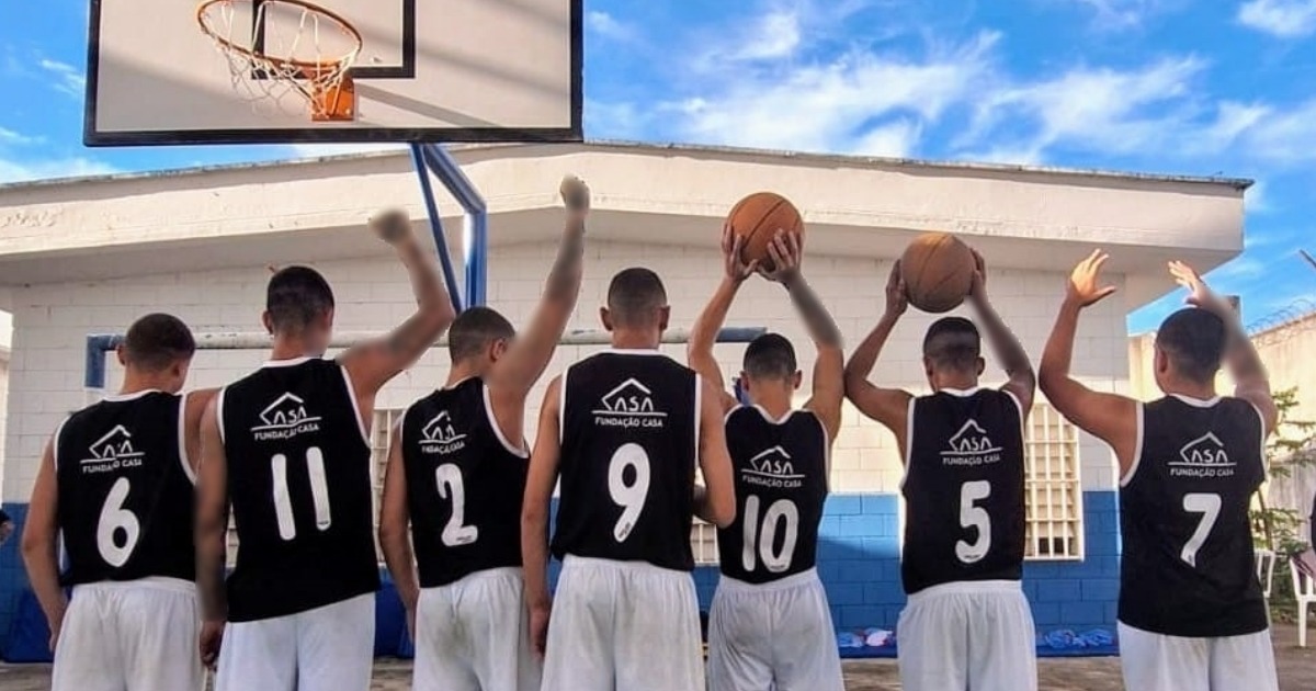 time-do-alto-tiete-vai-para-o-estadual-do-torneio-de-basquete-da-fundacao-casa