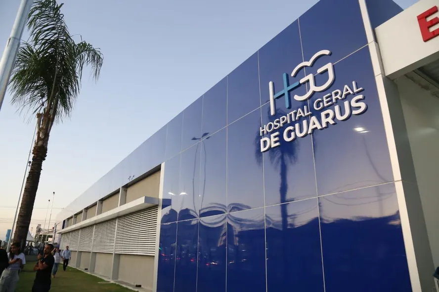 policiais-salvam-bebe-que-estava-com-dificuldade-para-respirar-em-campos