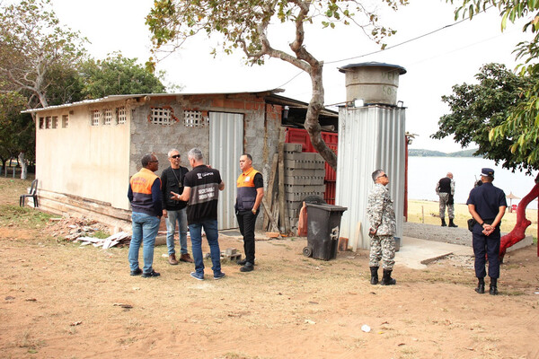 fiscalizacao-em-lagoa-de-cima-notifica-quiosques-e-construcoes-irregulares