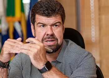 prefeito-de-macae-faz-fortes-criticas-ao-servico-prestado-pela-enel:-“pessima-qualidade”