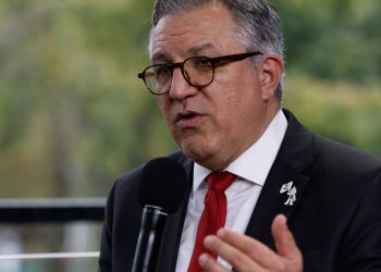 EUA cancelam vistos da filha e da esposa do ministro Alexandre Padilha