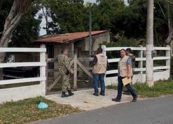 35 imóveis notificados e cercamento irregular identificado: confira balanço da megaoperação em Lagoa de Cima