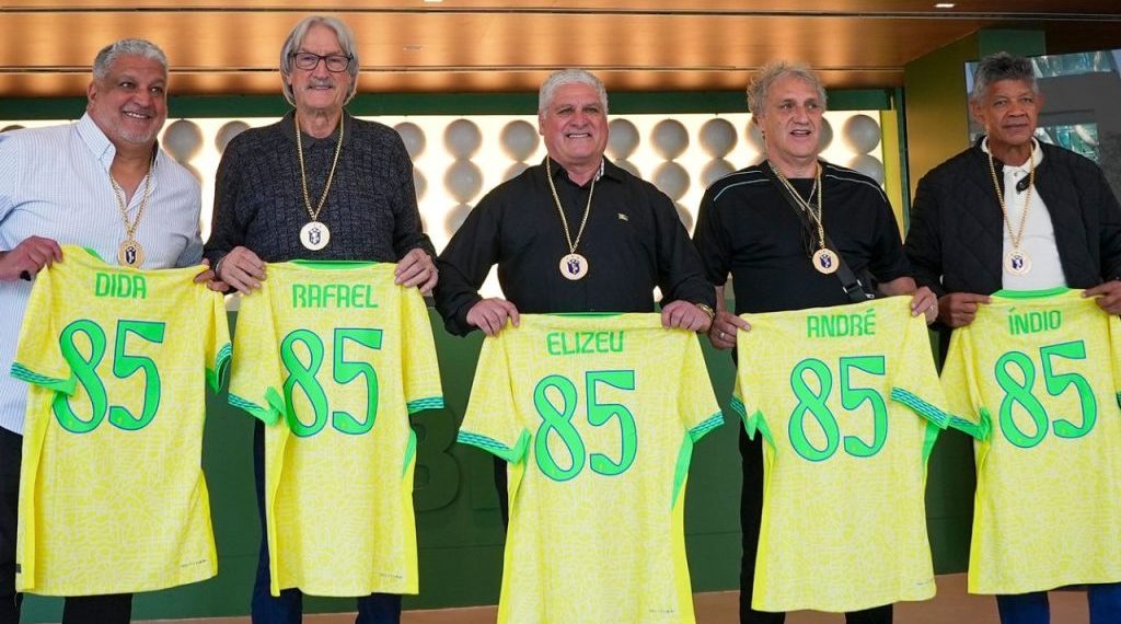 Após 40 anos, CBF entrega medalhas aos campeões de 1985 do Coritiba