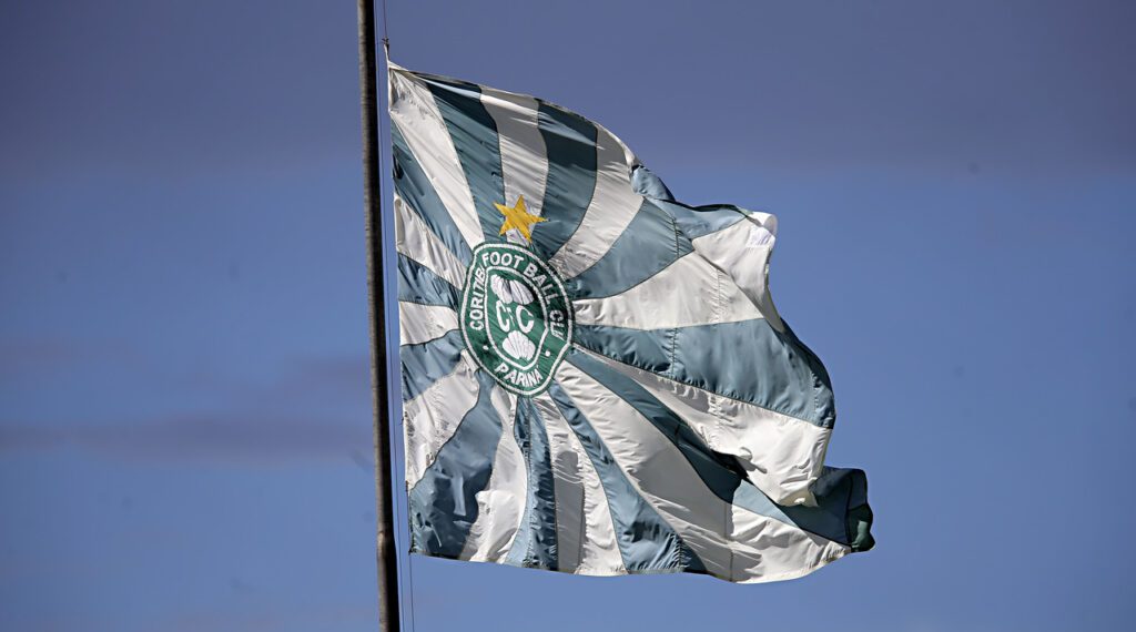 Coritiba promove campanha de reconhecimento de paternidade