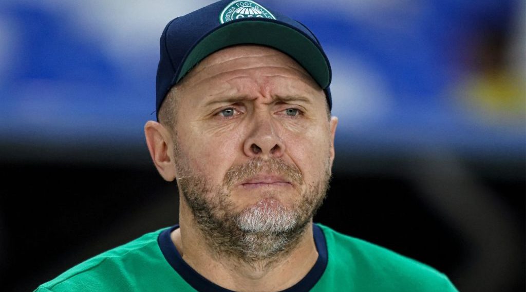 Técnico do Coritiba está no top-5 do ranking de treinadores com mais vitórias no Brasil