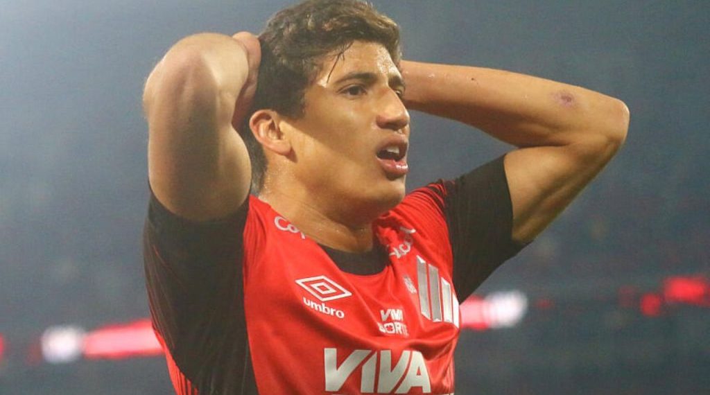 Em baixa com Odair, promessa do Athletico vai à seleção sub-20