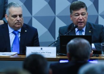 Oposição elege presidente e relator da CPMI do INSS