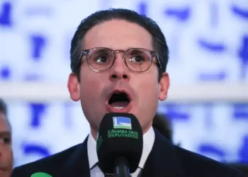 Motta: retomada do plenário da Câmara não foi condicionada à anistia