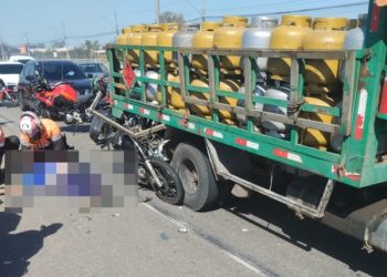 Morre motociclista que se envolveu em acidente com caminhão em Campos