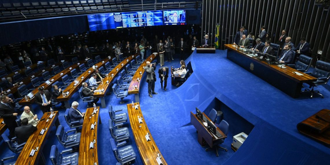 CCJ do Senado pode enterrar PEC da Blindagem nesta quarta