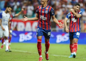 Bahia goleia Confiança e garante pentacampeonato da Copa do Nordeste