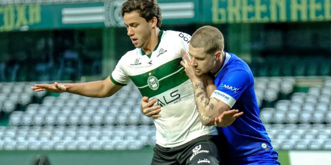 Coritiba frustra torcida em estreia em casa pela Taça FPF
