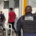 Polícia prende dupla de Campos após roubo de moto e celular em Macaé