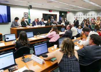 Na CCJ, Zambelli e aliados tentam desacreditar hacker que invadiu CNJ