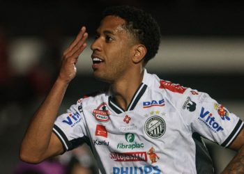 Operário vence de virada e está há sete jogos sem perder na Série B
