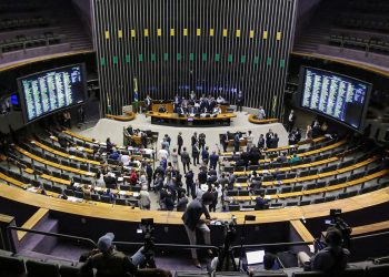 Delegados da PF alertam sobre riscos da PEC da Blindagem
