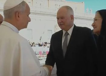 Antes de assumir presidência do STF, Fachin visita papa Leão XIV