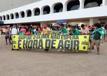 No DF, indígenas pedem demarcações e combate às mudanças climáticas