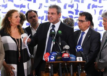 Operação policial no Rio tem críticas e defesas de deputados federais