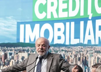 Nunca deveria ter sido truncada, diz Lula sobre relação com Trump