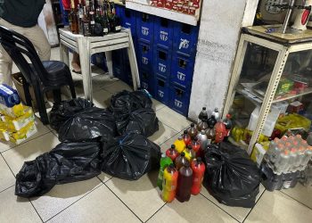 Destilados e cervejas vencidas, proprietário preso: veja balanço da apreensão em depósito de Campos