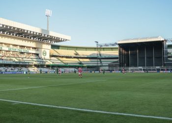 Coritiba não terá Couto Pereira completo para jogo que pode confirmar acesso