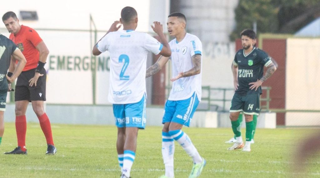 Ex-Paraná decide e Londrina está com um pé na Série B