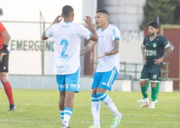 Ex-Paraná decide e Londrina está com um pé na Série B