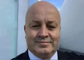 Mulher de ex-procurador-geral do INSS fica em silêncio na CPMI