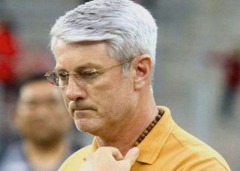 Goiás x Athletico: Odair Hellmann perde peça importante para decisão na Série B