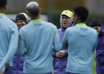 Ancelotti começa a esboçar equipe para amistoso contra o Senegal