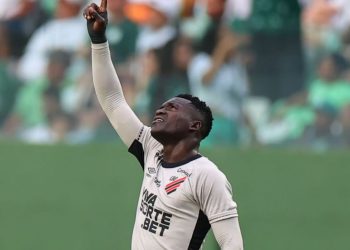 Coritiba adiou o acesso, mas o Athletico voltou a sonhar