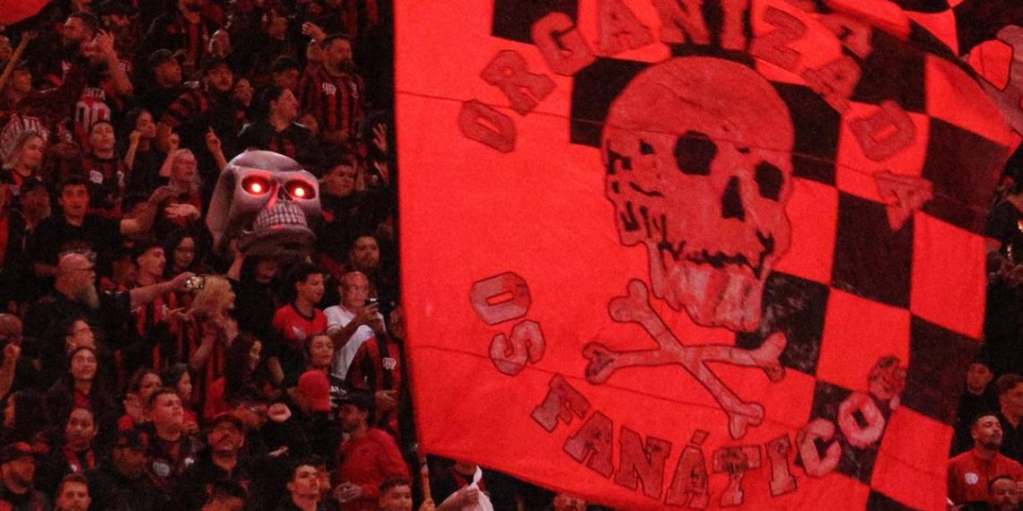 Caldeirão lotado! Athletico tem um dos maiores públicos de 2025