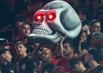 Athletico vive expectativa de recorde de público em decisão pelo acesso