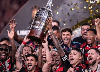 Flamengo conquista tetra da Libertadores em jogo abaixo da média