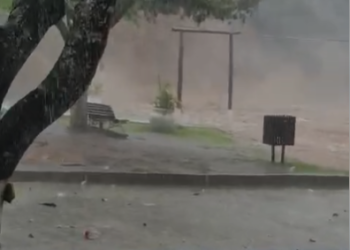 Temporal no Noroeste Fluminense traz “cenário de guerra” em municípios
