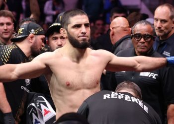 Topuria implode o UFC com desafio a Makhachev: ‘Te faço dormir’