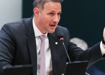 Relator submete atuação da PF contra facções a pedido de governador