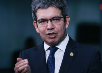 Randolfe: governo quer integrar polícias e penas duras contra facção