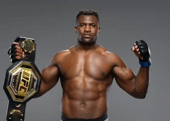 Ex-campeão do UFC diz que luta com Jon Jones seria a maior da história e alfineta Poatan
