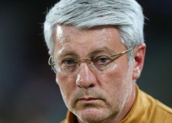 “Não é questão de pacto”: Odair faz apelo à torcida do Athletico