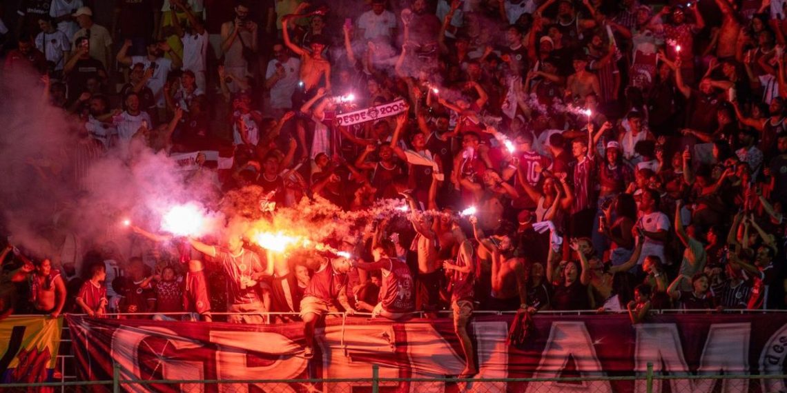 “Portões abertos”: Adversário do Athletico anuncia ingressos de graça para jogo da Série B