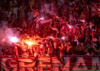 “Portões abertos”: Adversário do Athletico anuncia ingressos de graça para jogo da Série B