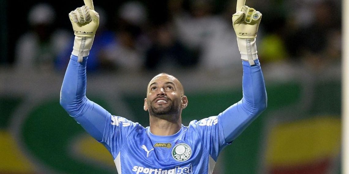 Goleiro ex-Athletico é indicado para Prêmio The Best FIFA 2025